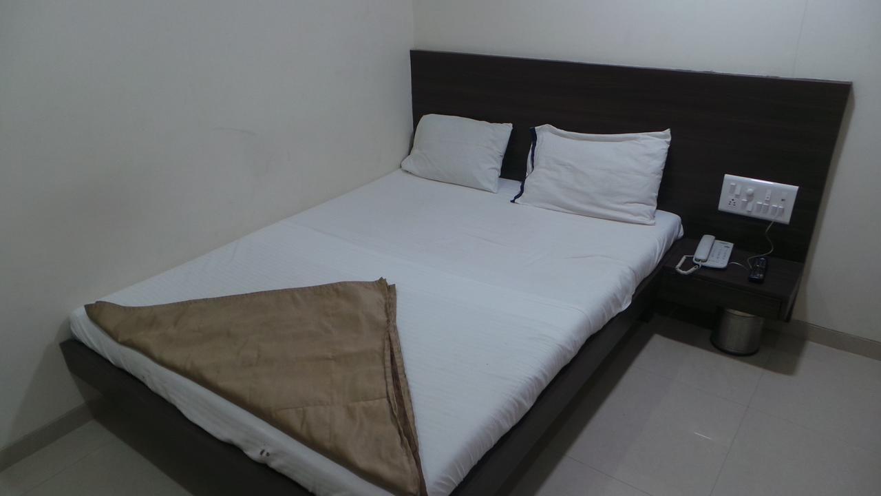 מומביי Hotel Gemini מראה חיצוני תמונה